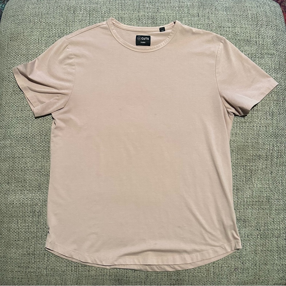 Cuts Clothing AO Curve-Hem Tee M - Pink/tan
